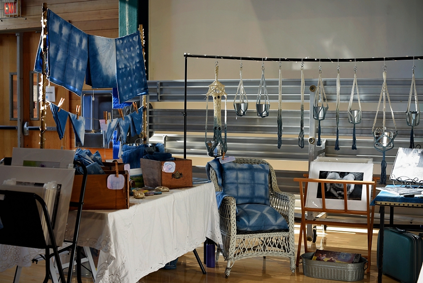 20181201_WEHA Holiday Market _Phyllis Meredith Photography Artist Photos _002.jpg